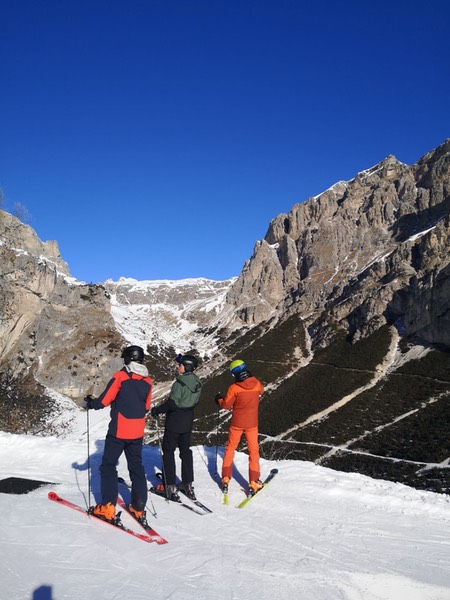 5540ff90-7bf0-4420-8c75-383465ad5907