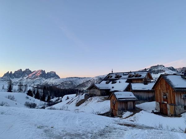 7a07487f-afcc-4818-b4fb-1fa2ae1e8333