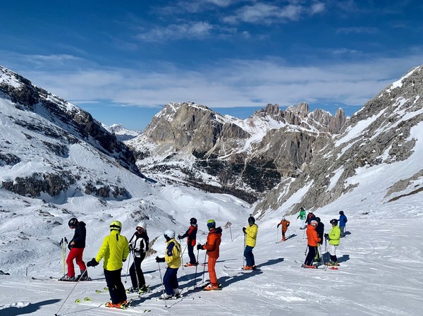 c09c81ae-192d-4a79-a710-cb4ebbd06fe6