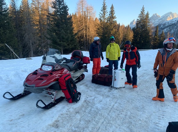 d6ecb7b9-a35e-4a33-a423-8d115c6bc1e2